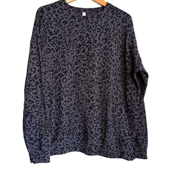 Athleta Sweatshirt Women's Small Pure Luxe Leopard Print Purple Gray & Black - Picture 1 of 8